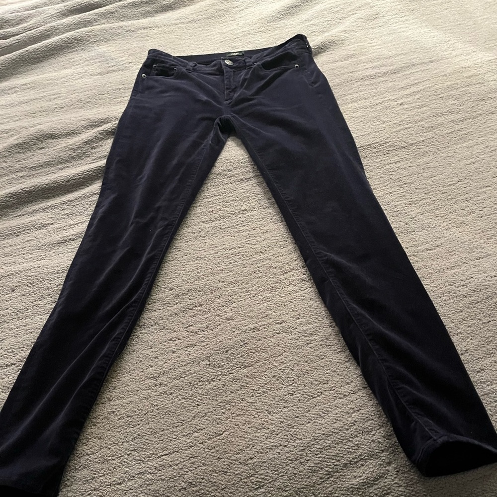 J CREW (worn once) beautiful DARK BLUE VELVET skinny 5-pocket pant. Size 26